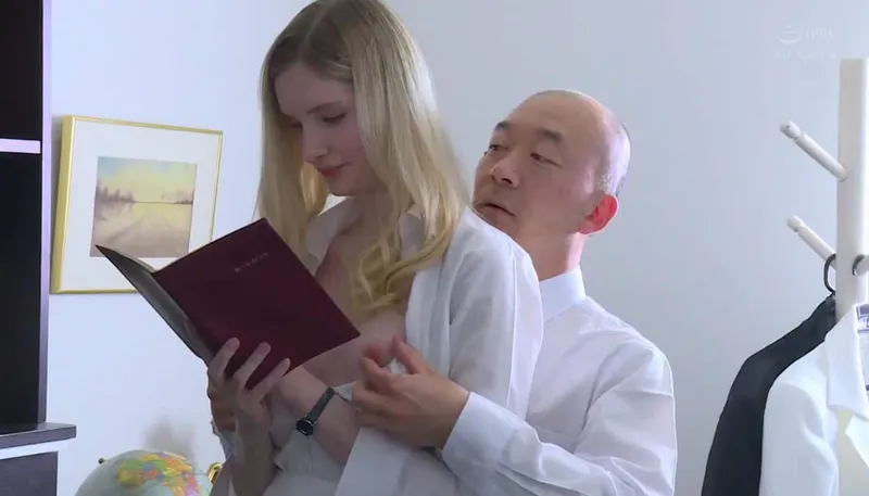 Vợ yêu chấp nhận làm em người yêu cho đối tác của gã chồng để trả nợ