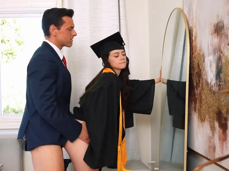 Cha dượng doggy búp bê sữa chua rớt đầy sàn